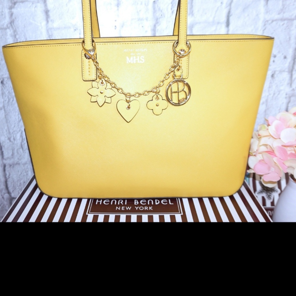 HENRI BENDEL WEST 57th EAST/WEST CHARM TOTE